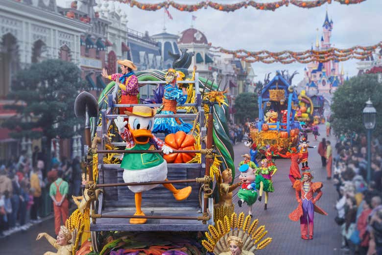 Catch the festive Halloween parade on Main Street