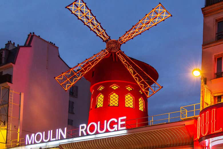 El Moulin Rouge es todo un símbolo de París