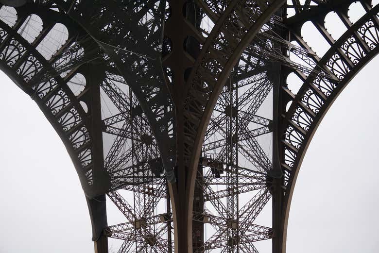 Dettaglio della struttura della Torre Eiffel
