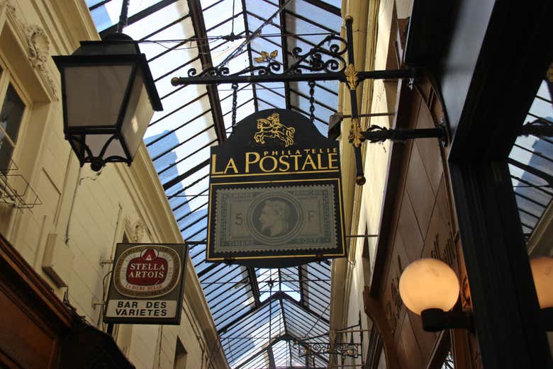 Vous verrez des enseignes historiques