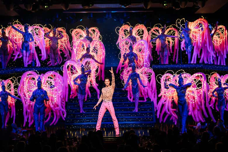 Bem-vindos ao Espetáculo de Natal do Moulin Rouge!