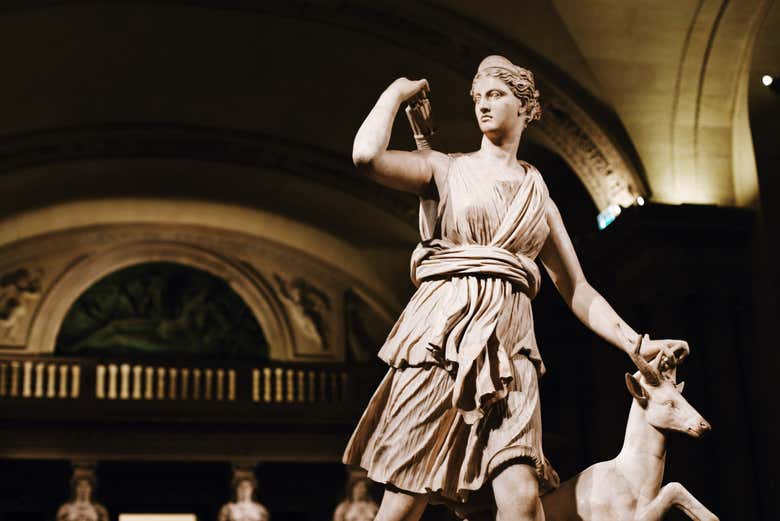 Diana cazadora, una de las principales esculturas del Louvre