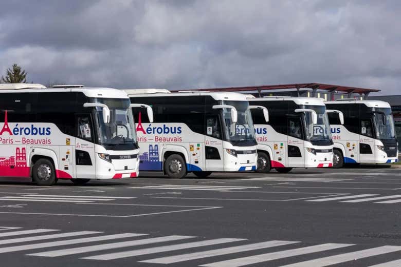 Bus prêts pour les transferts