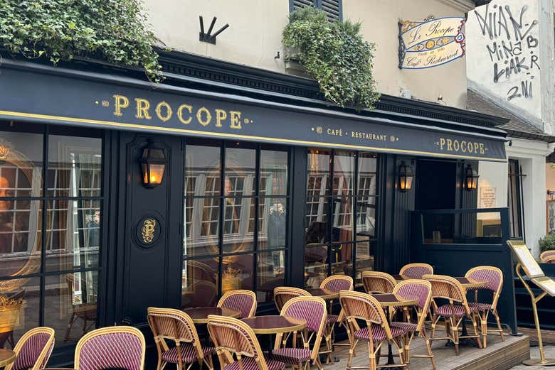 Le Procope, um famoso café em Saint-Germain-des-Prés