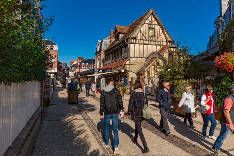Recorriendo el centro histórico de Honfleur