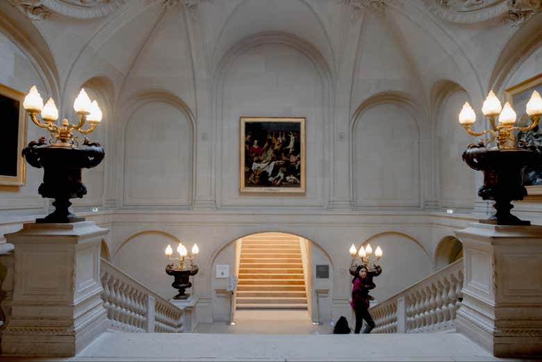Una de las escaleras del museo