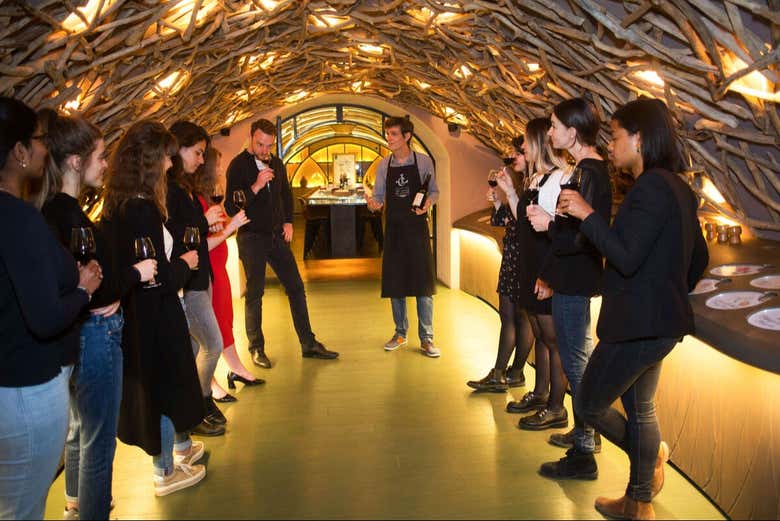 Cata de vinos franceses en Les Caves du Louvre