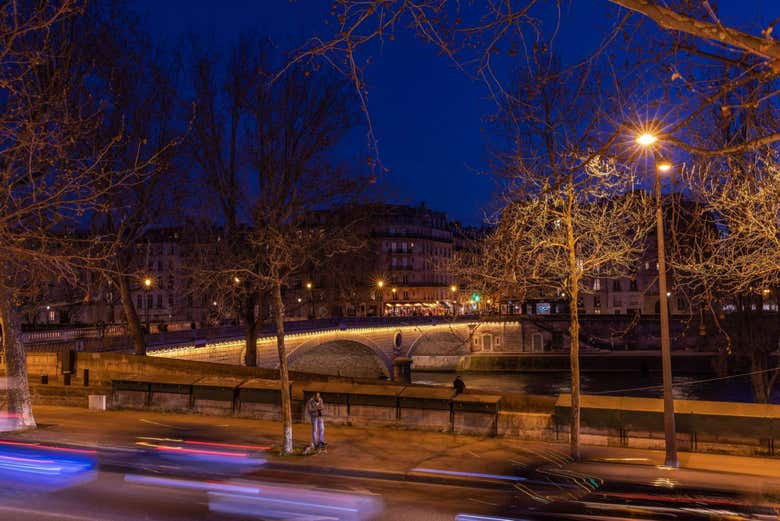 Il Bel Canto si trova sulla riva della Senna