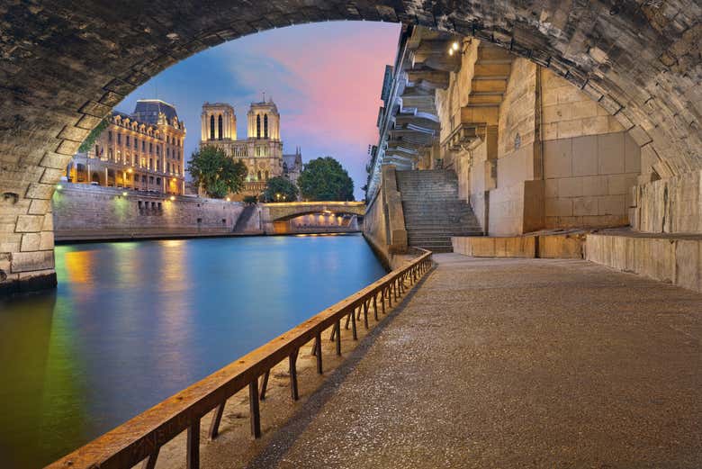 Alla scoperta dei misteri di Parigi