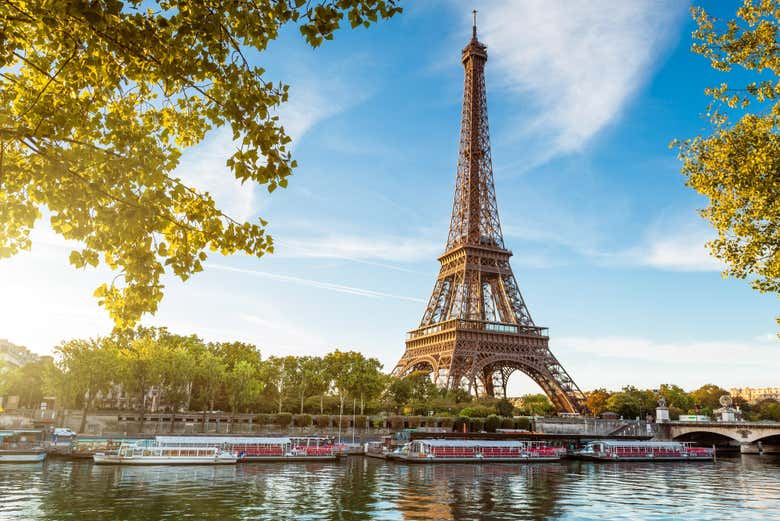 La Torre Eiffel es el símbolo de París