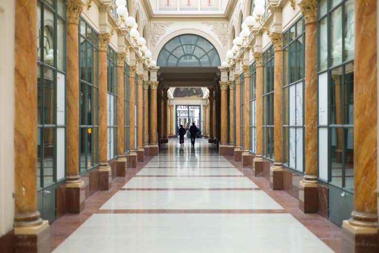 Admirez l'architecture des galeries