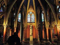 Sainte-Chapelle, rez-de-chaussée