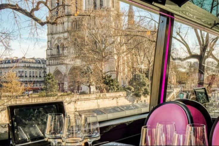Una experiencia gastronómica con las mejores vistas de París