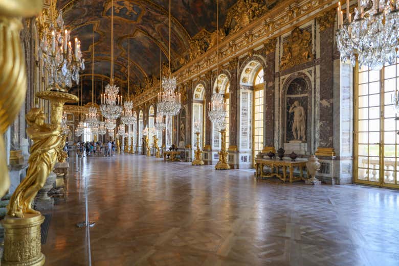 Las estancias del Palacio de Versalles destacan por su opulencia