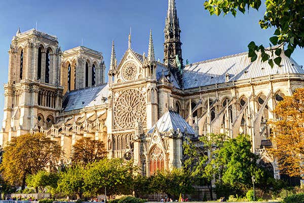 Catedral de Notre Dame - La catedral gótica más famosa de París Catedral de Notre Dame - La catedral gótica más famosa de París