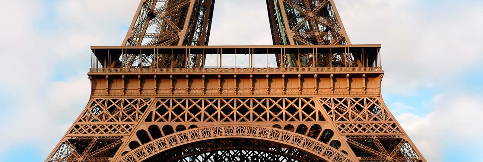 Torre Eiffel - Precio de las entradas, horario e historia Torre Eiffel - Precio de las entradas, horario e historia