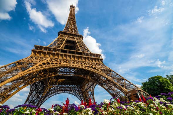 Salita a piedi sulla Torre Eiffel