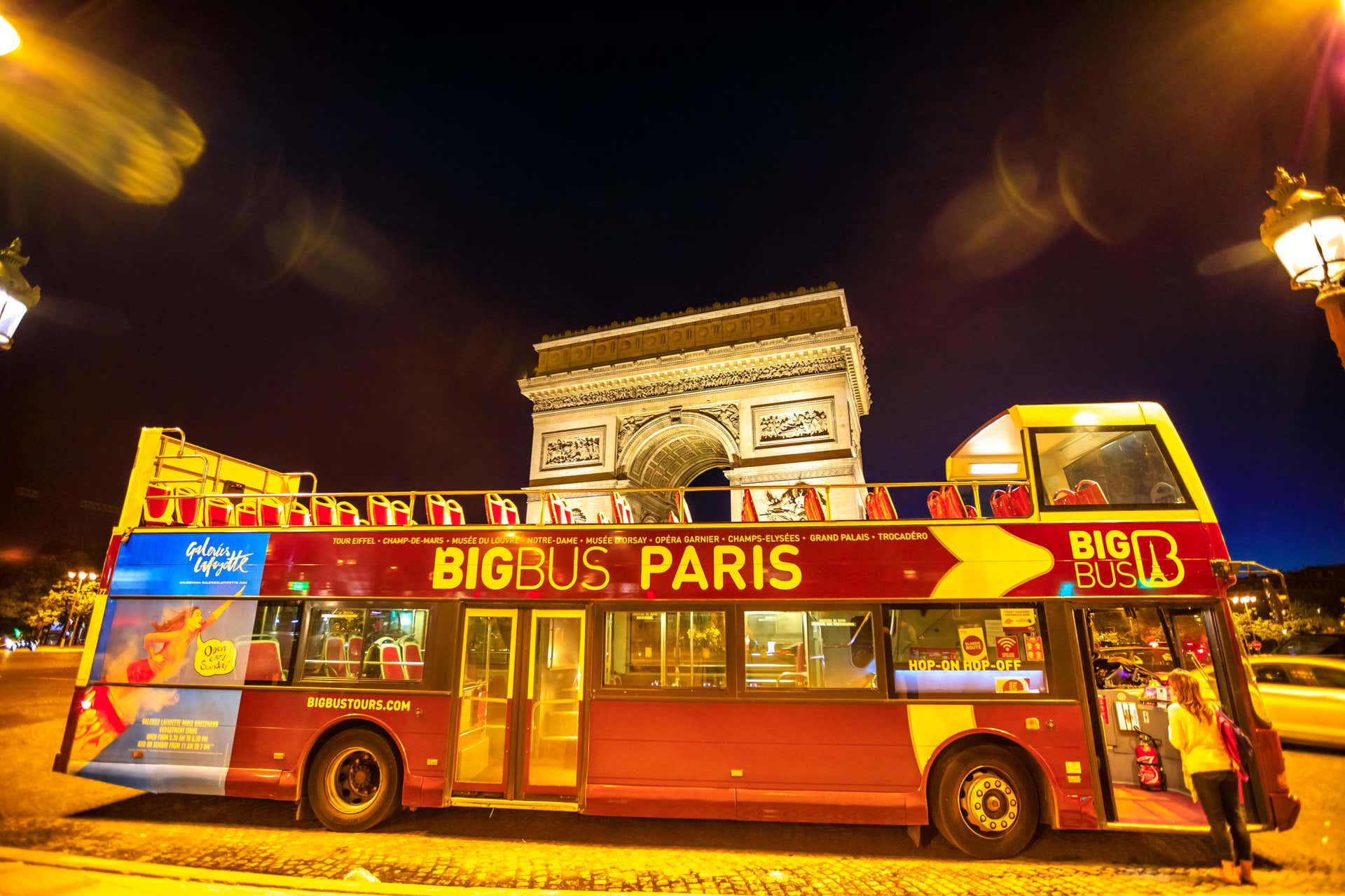 big bus tours paris stops