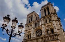 Free Walking Tour of Paris