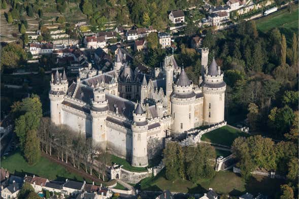 Entrada al castillo de Pierrefonds