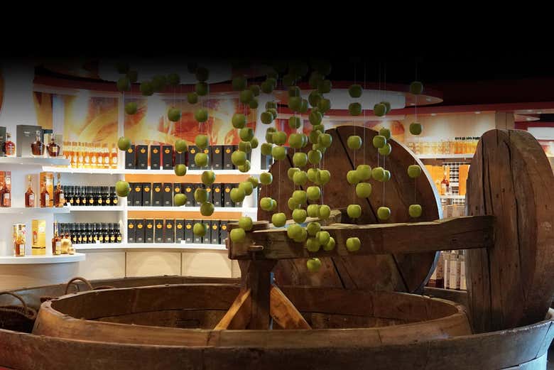 Intérieur de la distillerie Père Magloire