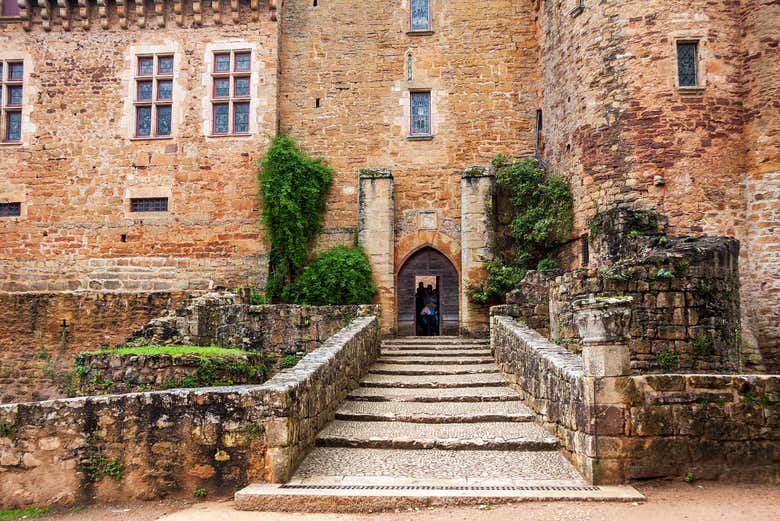 Entrada do castelo de Castelnau-Bretenoux