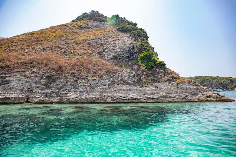 Le acque cristalline di Bonifacio