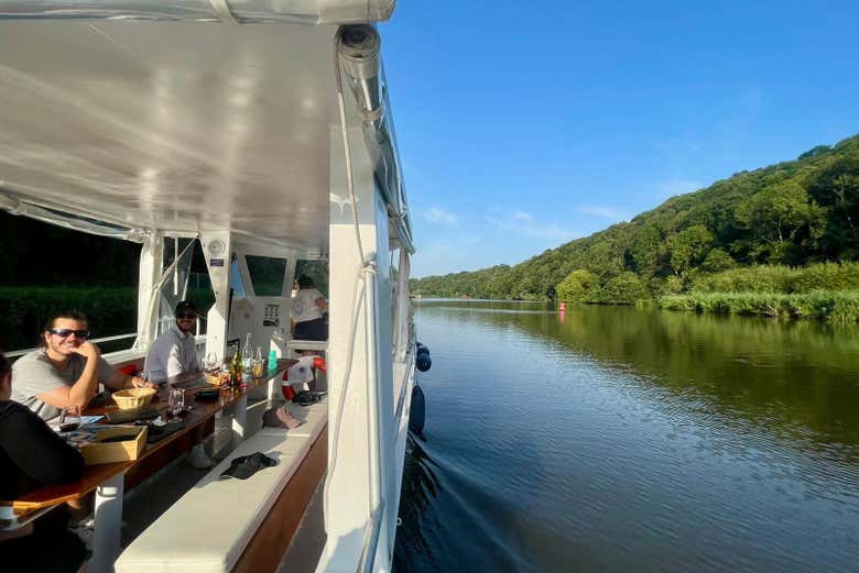 Admirez le paysage tout en dégustant des spécialités locales