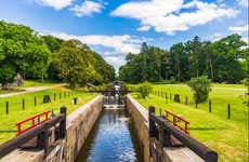 Balade en bateau sur le canal d'Ille-et-Rance en petit groupe