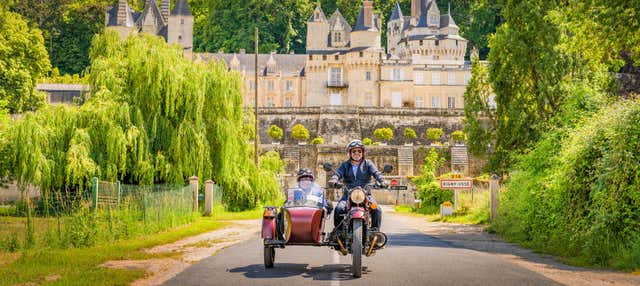 Saumar Motorcyle with a Sidecar Tour