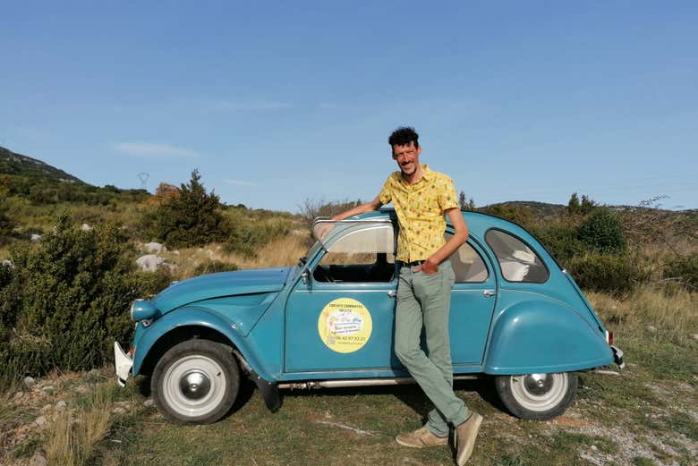 Posez avec la Citroën 2CV !