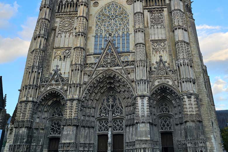 La imponente Catedral de San Gatien