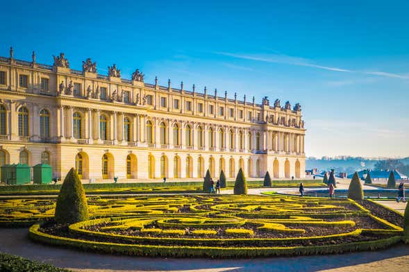 This is Versailles: Orange for the King