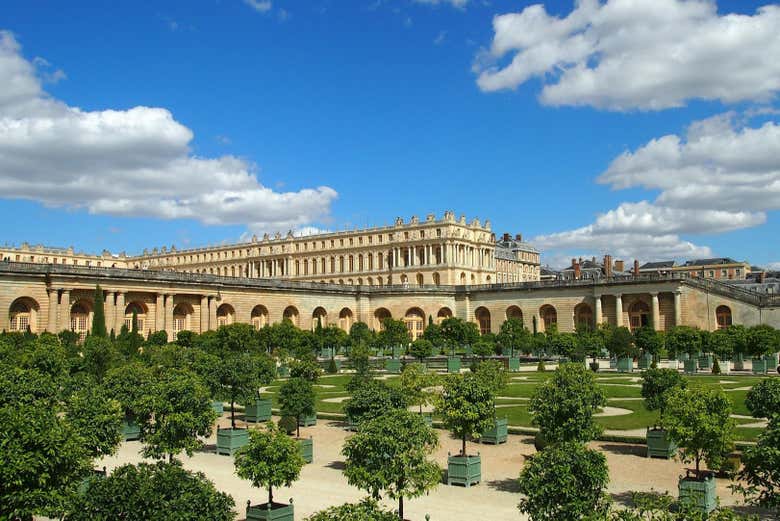 Panoramic of the gardens