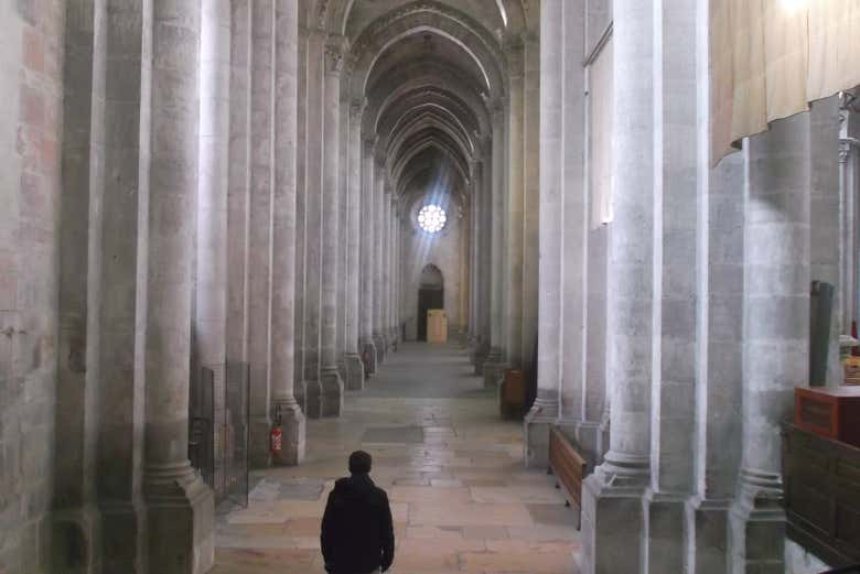 Interior de la catedral de Vienne