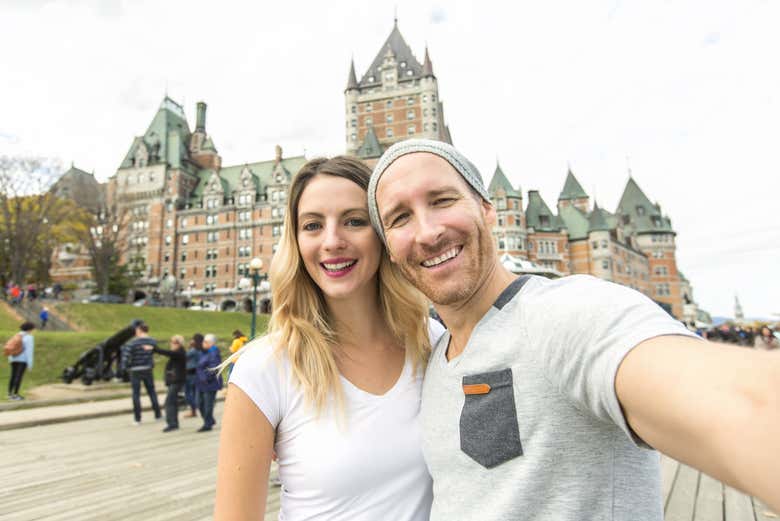 Make a video call from Quebec