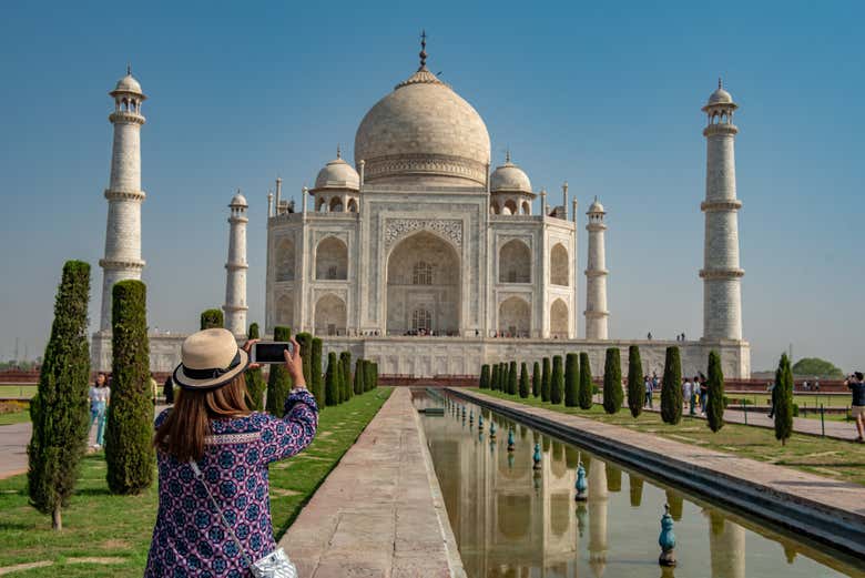 Post the best photos from your trip online