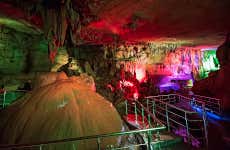 Excursión a la cueva de Prometeo y el cañón Martvili