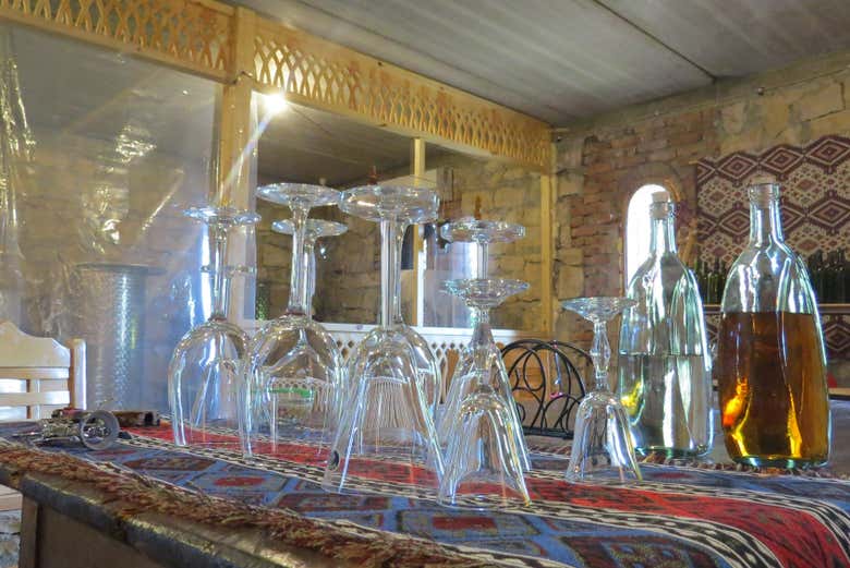 Degustando chacha e vino