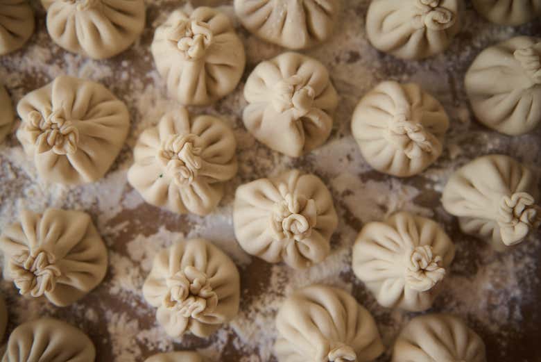 ¡Os encantará aprender a elaborar khinkali!