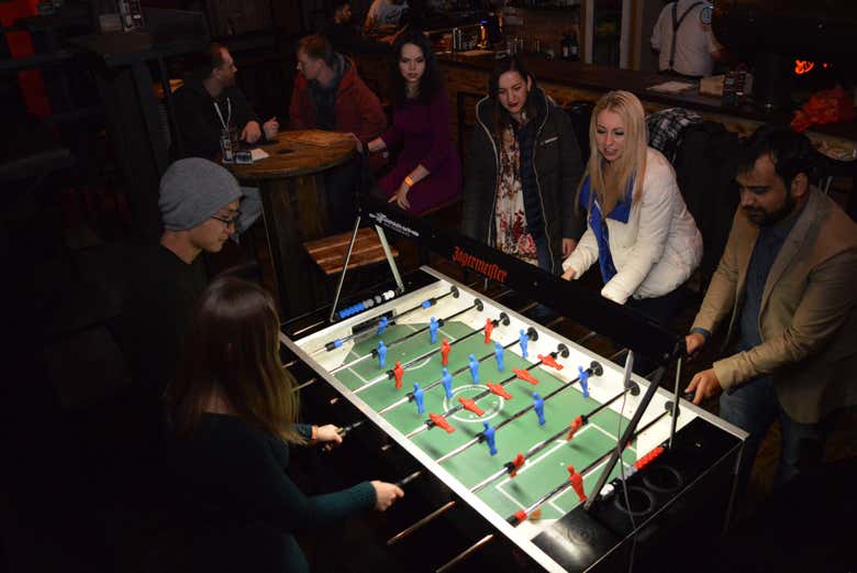 Baby-foot dans un pub à Tbilissi