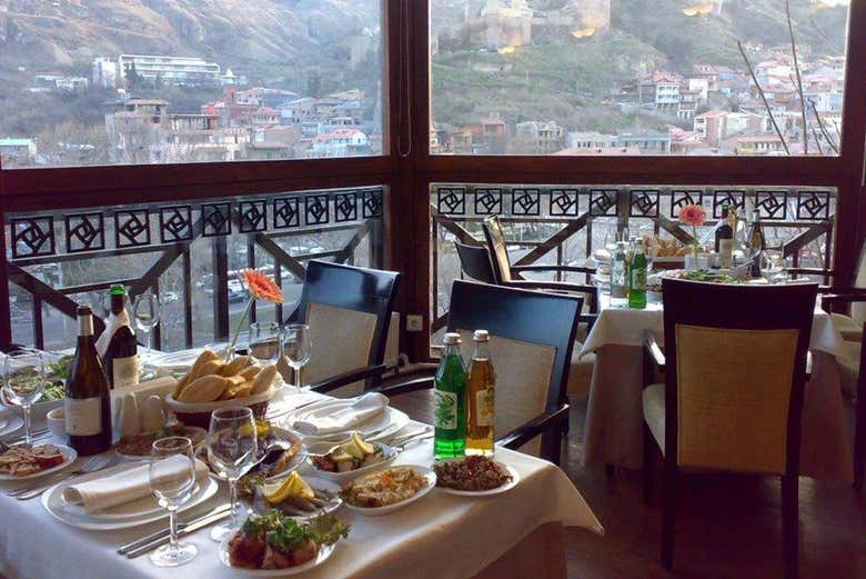 Restaurante com vistas à cidade