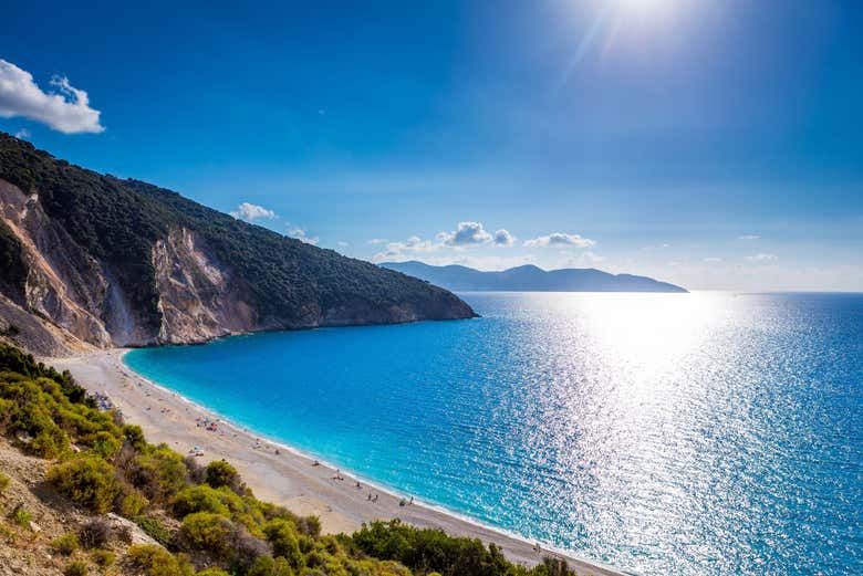 Vistas panorâmicas da praia de Myrtos