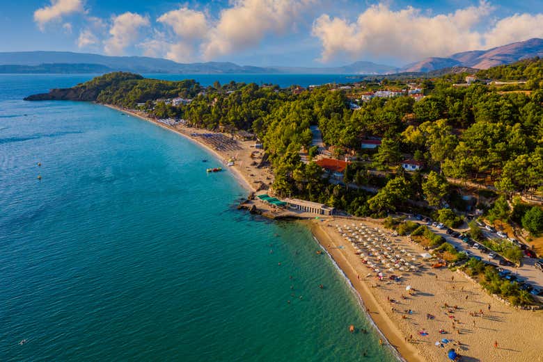 Makris Gialos