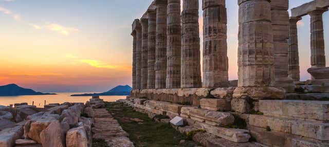 Autobus turistico di Capo Sunio