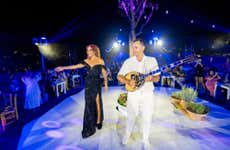 Espectáculo en el Iera Polis Roof Garden