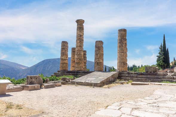 Delphi Day Trip