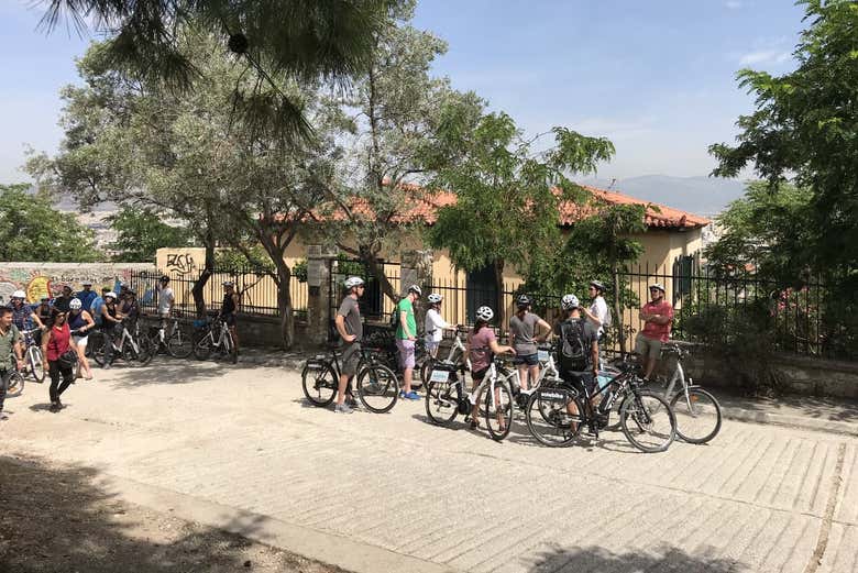 Recorriendo la Acrópolis en bicicleta