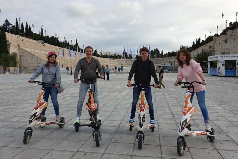 Groupe d'amis profitant de l'activité