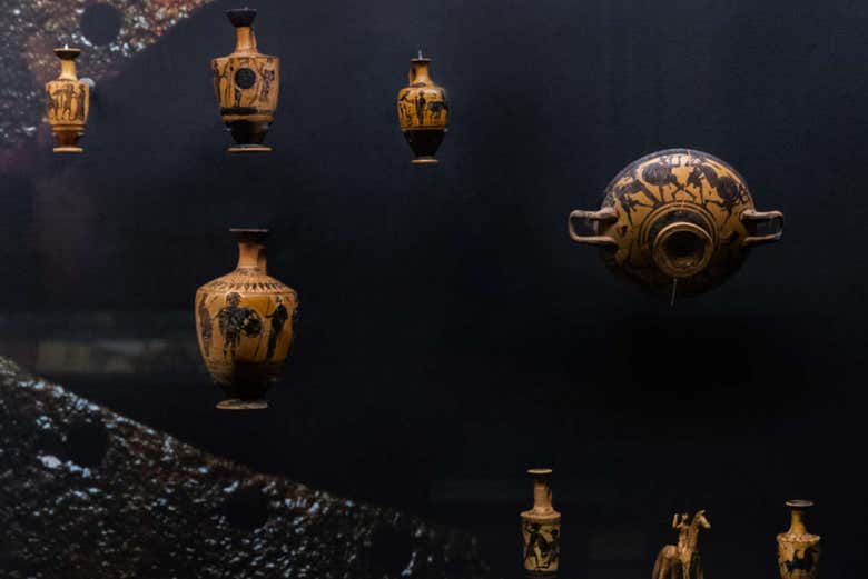 Discovering the museum's collection
